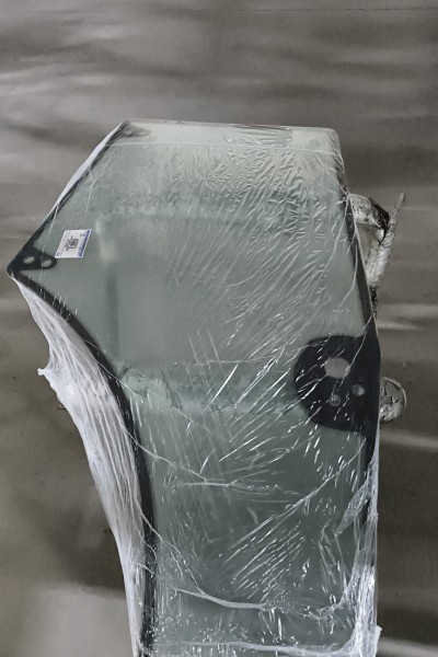 TD 75 SAĞ KAPI CAMI New Holland TD 75 SAĞ KAPI CAMI New Holland